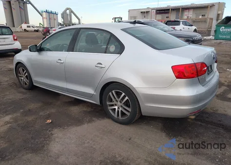 2014 Volkswagen Jetta 1.8T Se from USA, damaged, VIN 3VWD17AJ5EM300309